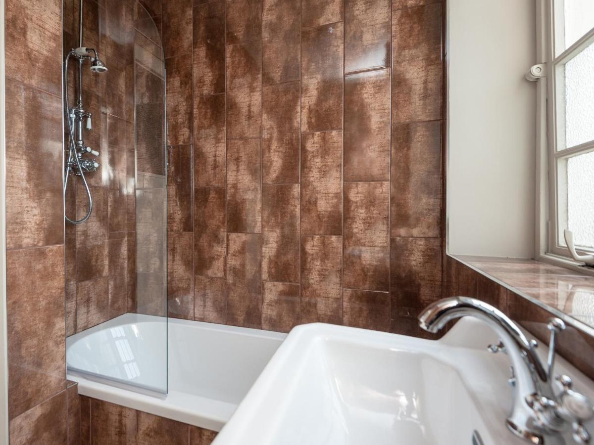 Canongate Luxury Homestay Edinburgh Exterior foto