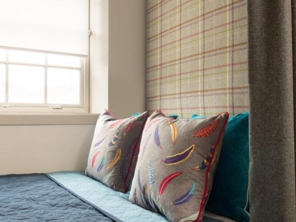 Canongate Luxury Homestay Edinburgh Exterior foto